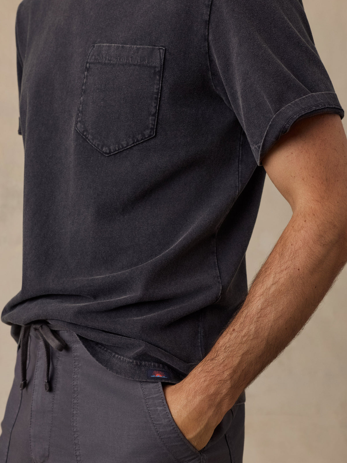 Short-Sleeve Recycled Cotton Tee - Ridge Black